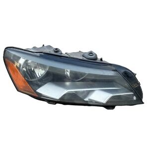 2012-2015 Volkswagen Passat Right Headlight Headlamp OEM 561941006D